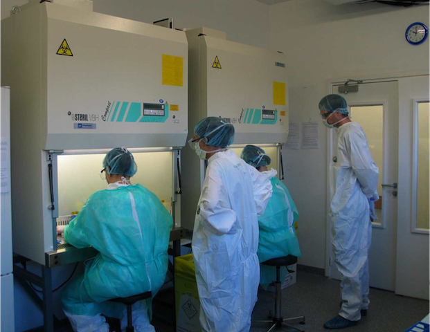 Biosécurité et prévention des risques en laboratoire 